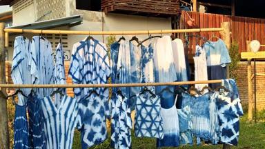 thailand_phrae_mo-hom-dorp_indigo-kleuren_f