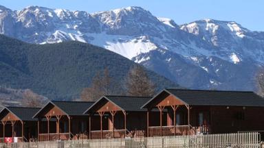 hotel_spanje_pyreneeen_prullans_cerdanya ecoresort_Bungalow Moixeró_a (3)