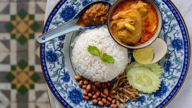 maleisie_penang_gerecht_nasi lemak_GettyImages-942511034