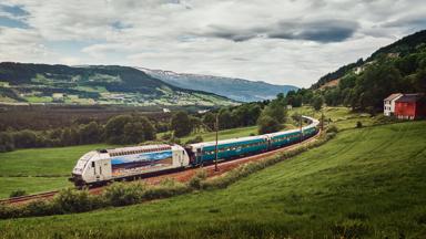 noorwegen_bergensbanen-trein1_h