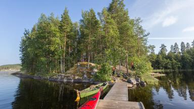 finland_zuid-karelie_saimaameer_steiger_eiland_kano_kayak_GettyImages-587957850