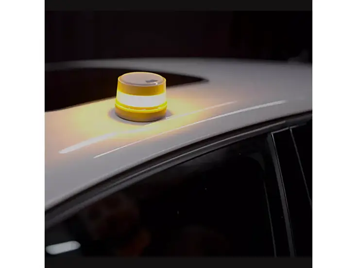 V16 waarschuwingslicht en noodlamp