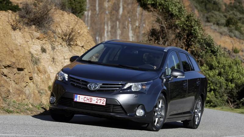 Toyota Avensis III