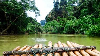 thailand_khao-sok_bamboevlot_raften_jungle_w