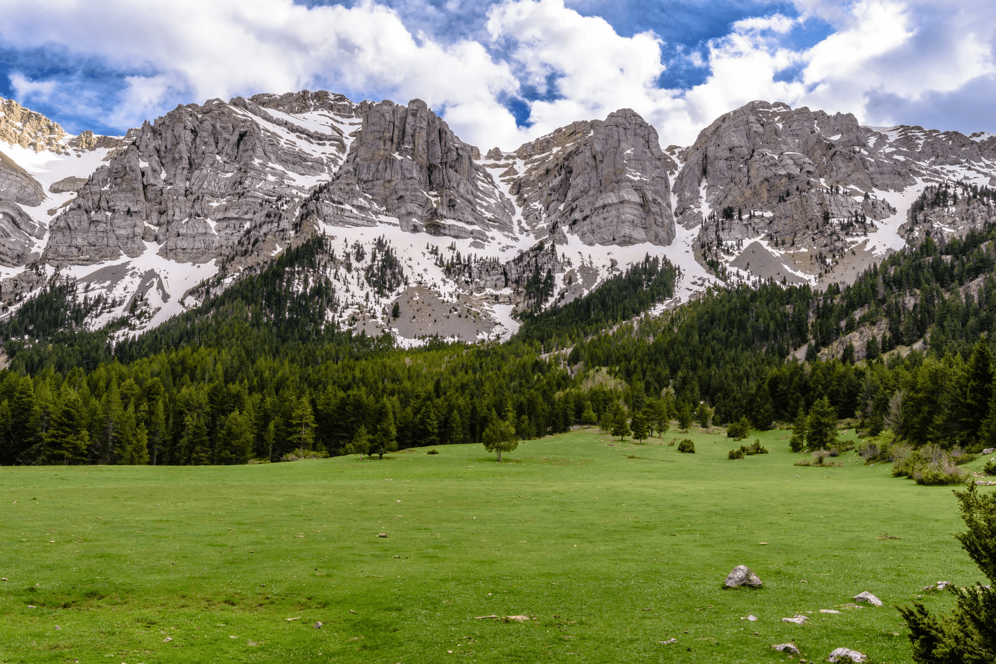 8-daagse actieve familievakantie Natuur en Avontuur in de Spaanse Pyreneeën afbeelding