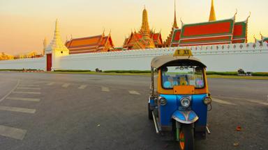 thailand_bangkok_koninklijk-paleis_tuktuk_b