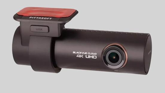 Voorbeeld van een auto gadget: een dashcam