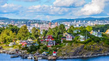 noorwegen_oslo_oslofjord_water_huisjes_shutterstock