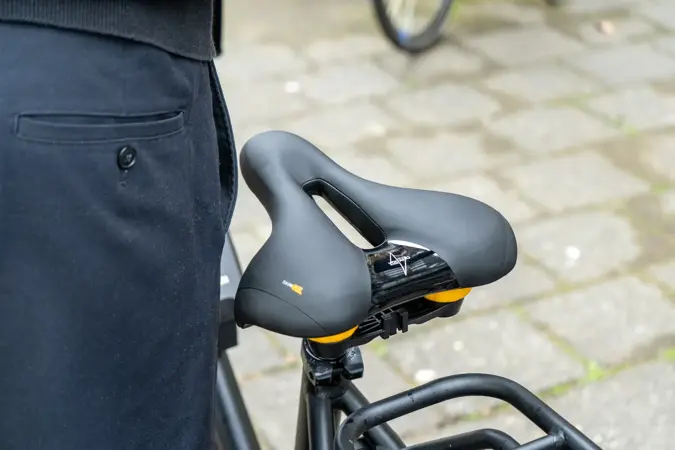 Voltano Fietszadel Trekking Unisex
