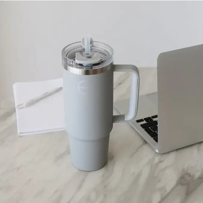 Thermosbeker AYA&IDA Thermocup with staw 885 ml