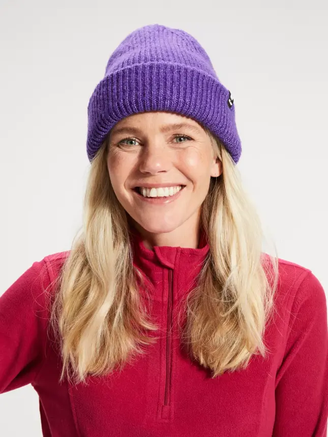 Briona - Muts - Human Nature