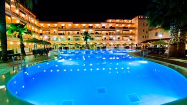 hotel_Spanje_Costa Tropical_Almunecar_Bahia Tropical_zwembad by night_a