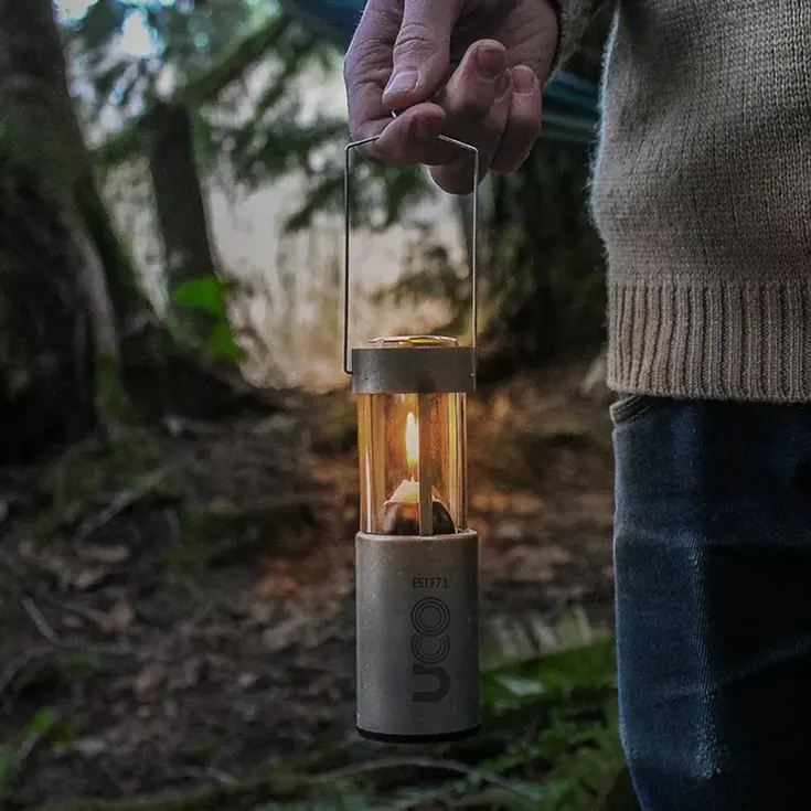 Inklapbare kaarslantaarn voor op de camping