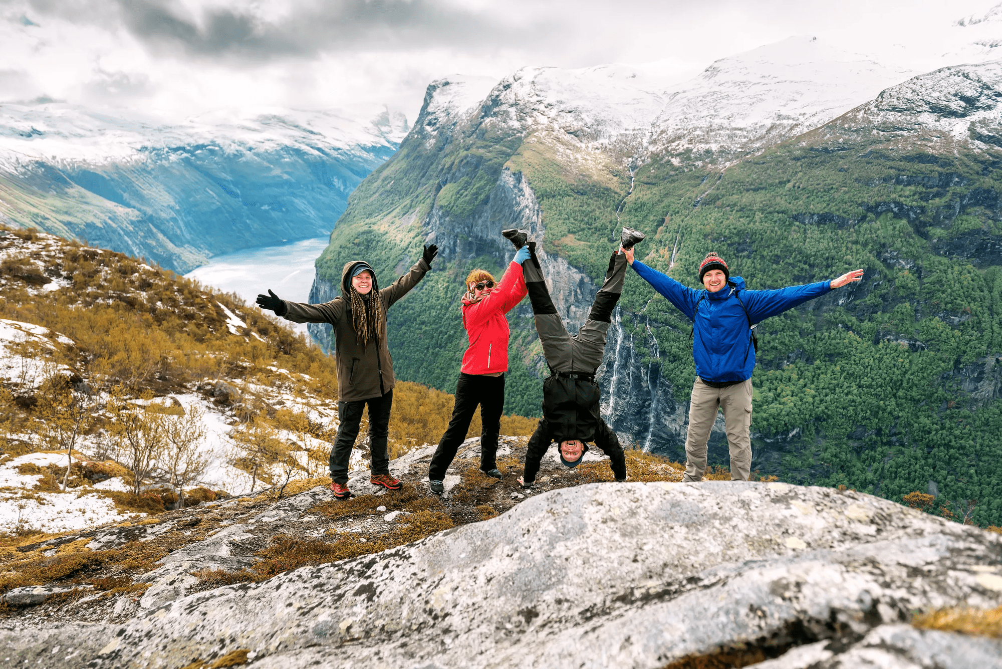 Rondreis 12-daagse single groepsrondreis Noorwegen (incl. vlucht) - Fjorden, gletsjers en elanden in Diversen (Diversen, Noorwegen)