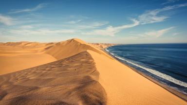namibie_swakopmund_sandwich-harbour_zee_woestijn_b.jpg