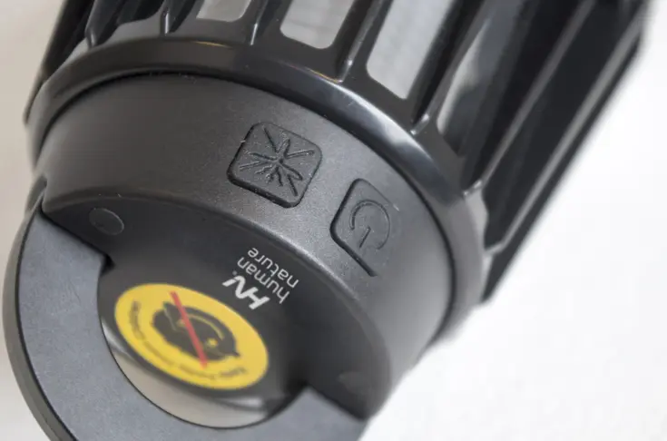 Campinglamp + insectenvanger - Human Nature