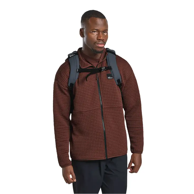 Lyall  | 28 L