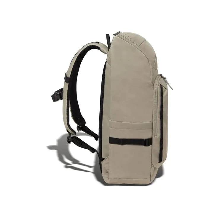 Lyall  | 28 L