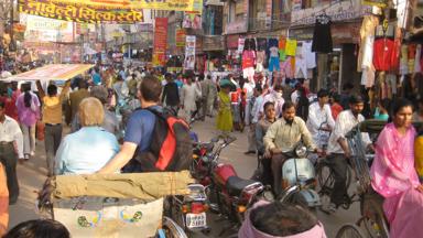 india_new_delhi_chandni_chowk_straatleven_f