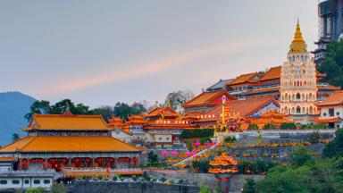 maleisie_penang_air-itam_kek lok si tempel_b