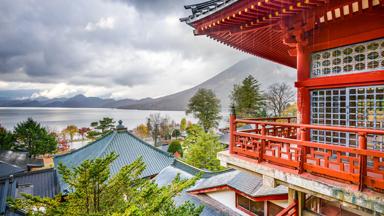 japan_honshu_nikko_chuzen-ji-tempel_uitzicht_b