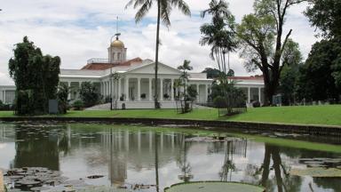 indonesie_bogor_botanische-tuinen_paleis-buitenzorg_w.jpg