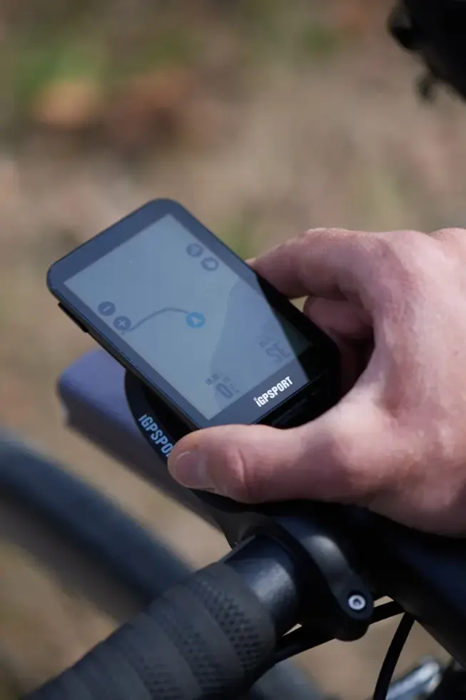 IGS800 GPS Fietscomputer
