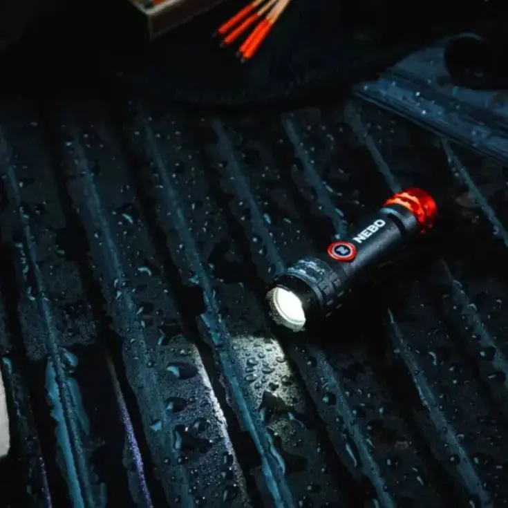 450L Flex Oplaadbare Zaklamp - Compact