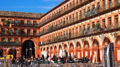 spanje_andalusie_cordoba_plein_terras_f.JPG