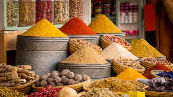 marokko_marrakesh_markt_kruiden_GettyImages-887299392