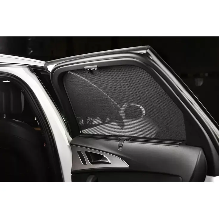Seat Arona (KJ) 2017- Zonneschermen achterportieren