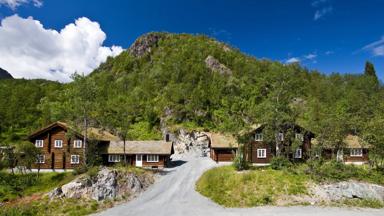 Noorwegen_Oostland_Hemsedal_huisjes_landschap_CR-Frank Tolpinrud.jpg