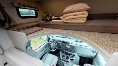 Canada_Fraserway_Type-C_Medium_Slaapgedeelte_1