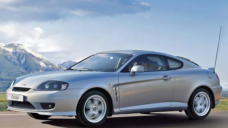 Hyundai Coupe IV