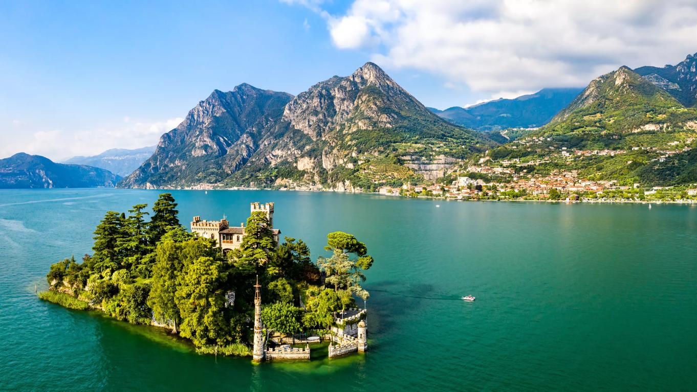 Een foto van het iseo meer in Lombardije