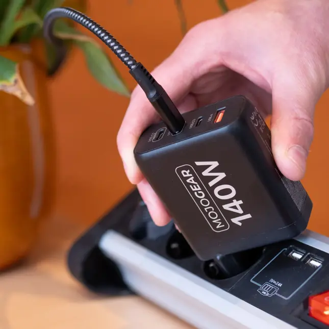 CHARGE+ 140W Oplader - USB en USB-C