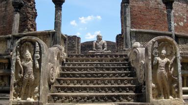 sri lanka_polonnaruwa_ruine_tempel_boeddha_w