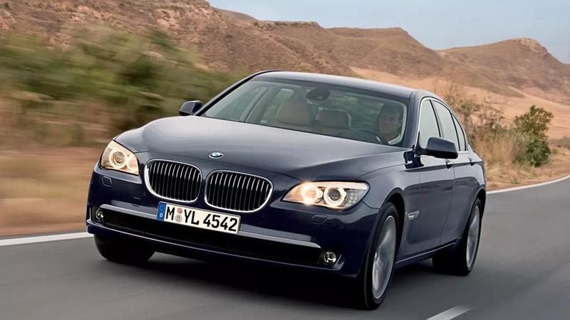 BMW 7-Serie V (F01)