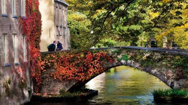 belgie_west-vlaanderen_brugge_water_brug_stel_JanDHondt