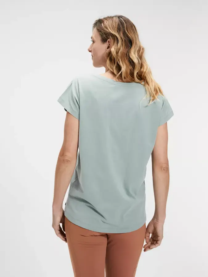 Olivera – T-shirt dames – Human Nature