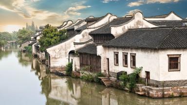 china_zhejiang_wuzhen_kanaal_b_jpg