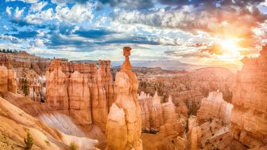 verenigde-staten_bryce-canyon_hoodoos_shutterstock-1070945534