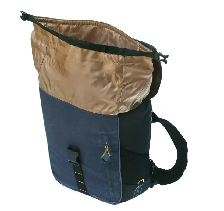 Basil rugtas Miles daypack black slate 17L