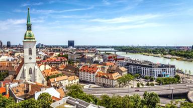 slowakije_bratislava_uitzicht_getty