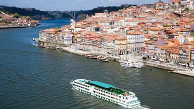 Portugal_Douro_cruises_Vasco da Gama_Porto_schip Vasco da Gama op rivier_copyright