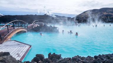 ijsland_reykjavik_blue-lagoon_mensen_shutterstock