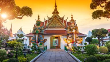 Thailand_bangkok_wat-arun_GettyImages