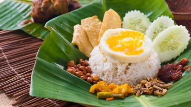 maleisie_algemeen_eten_nasi-lemak_rijst_shutterstock