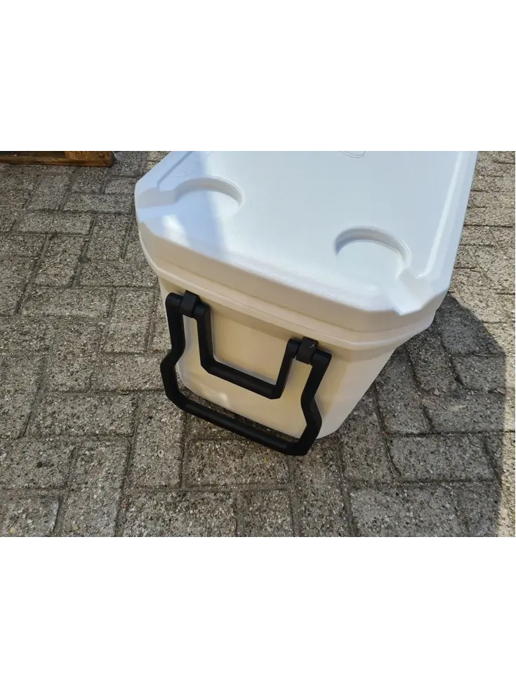 Xtreme Marine 94ltr koelbox met wielen - wit