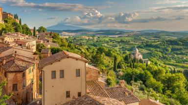 italie_toscane_montepulciano_uitzicht-dorp_shutterstock